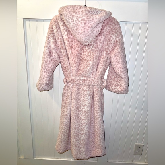 Minky Couture - Pink Leopard Print Robe with Hood - Size XS ✨SO SOFT INSIDE✨ - Picture 4 of 8